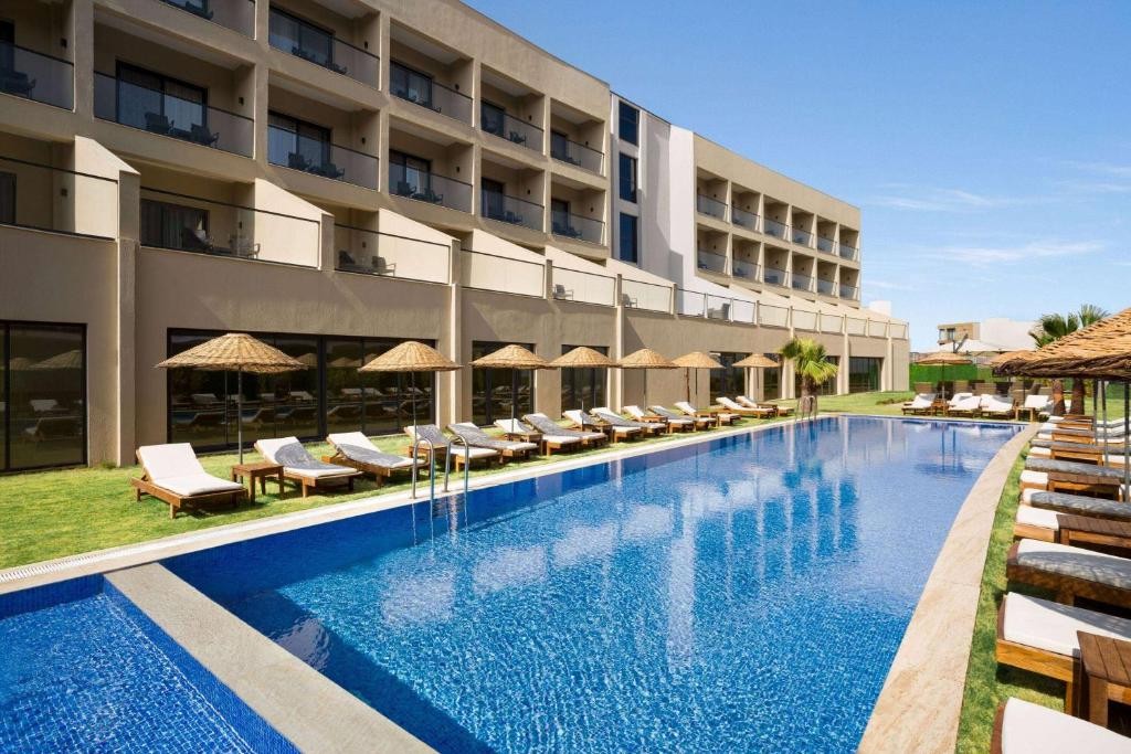 RAMADA BY WYNDHAM CESME