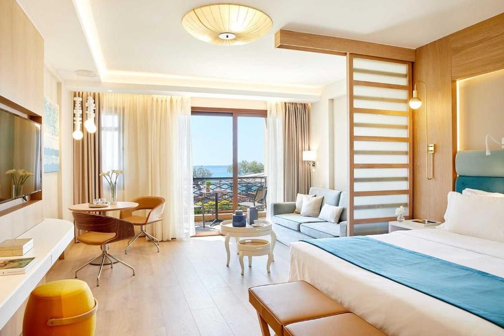 Anthemus Sea Beach Hotel & Spa