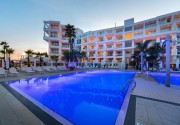 LIMANAKI BEACH HOTEL AND SUITES