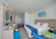 LIMANAKI BEACH HOTEL AND SUITES