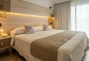 Hotel amp; Apartamentos Leman