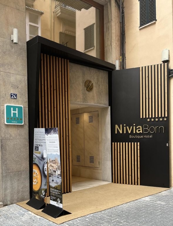 Nivia Born Boutique Hotel