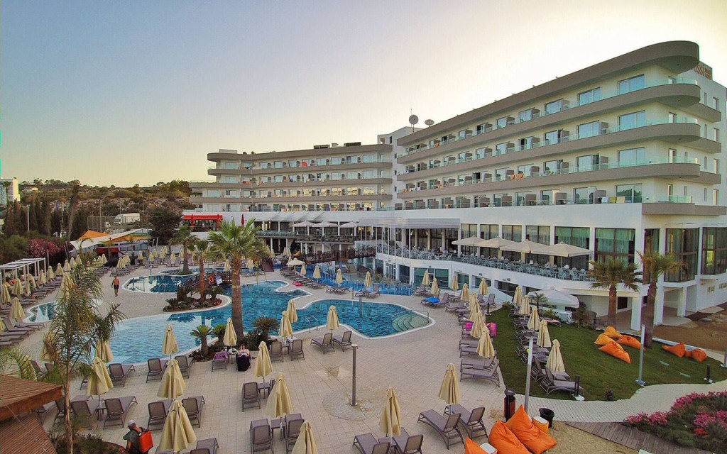 MELISSI BEACH HOTEL