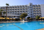 PAPOUIS PROTARAS HOTEL