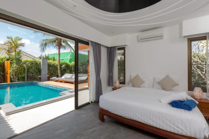 Karon Beach Pool Villa