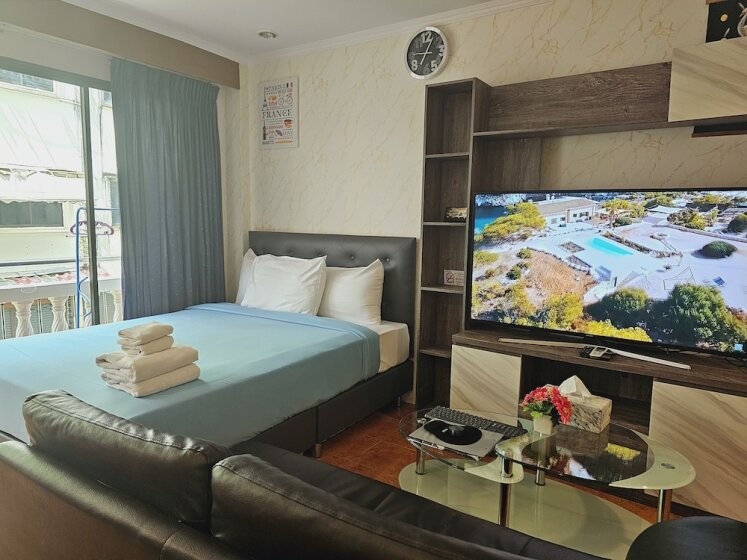 Patong Central Residence & Apartment