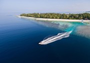 LILY BEACH RESORT & SPA AT HUVAHENDHOO