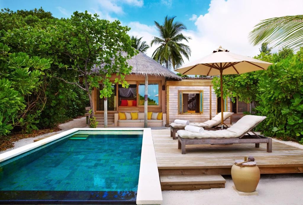 SIX SENSES LAAMU