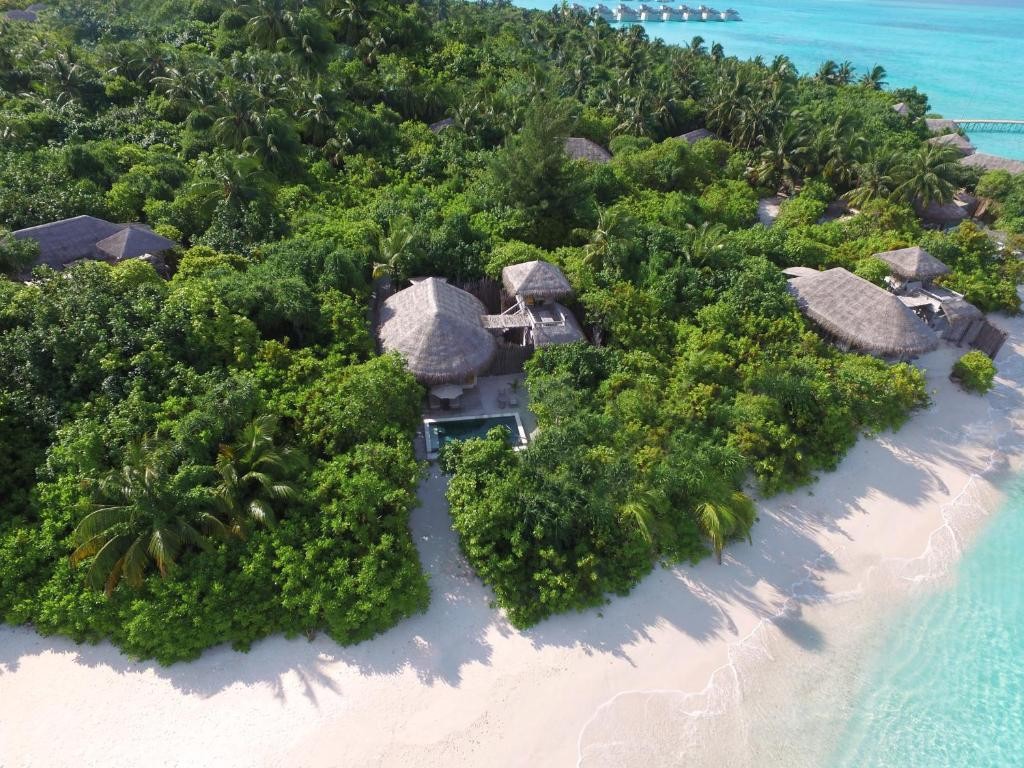 SIX SENSES LAAMU