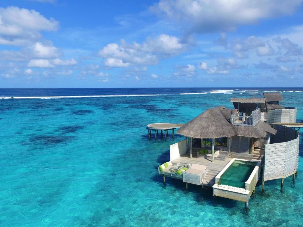 SIX SENSES LAAMU