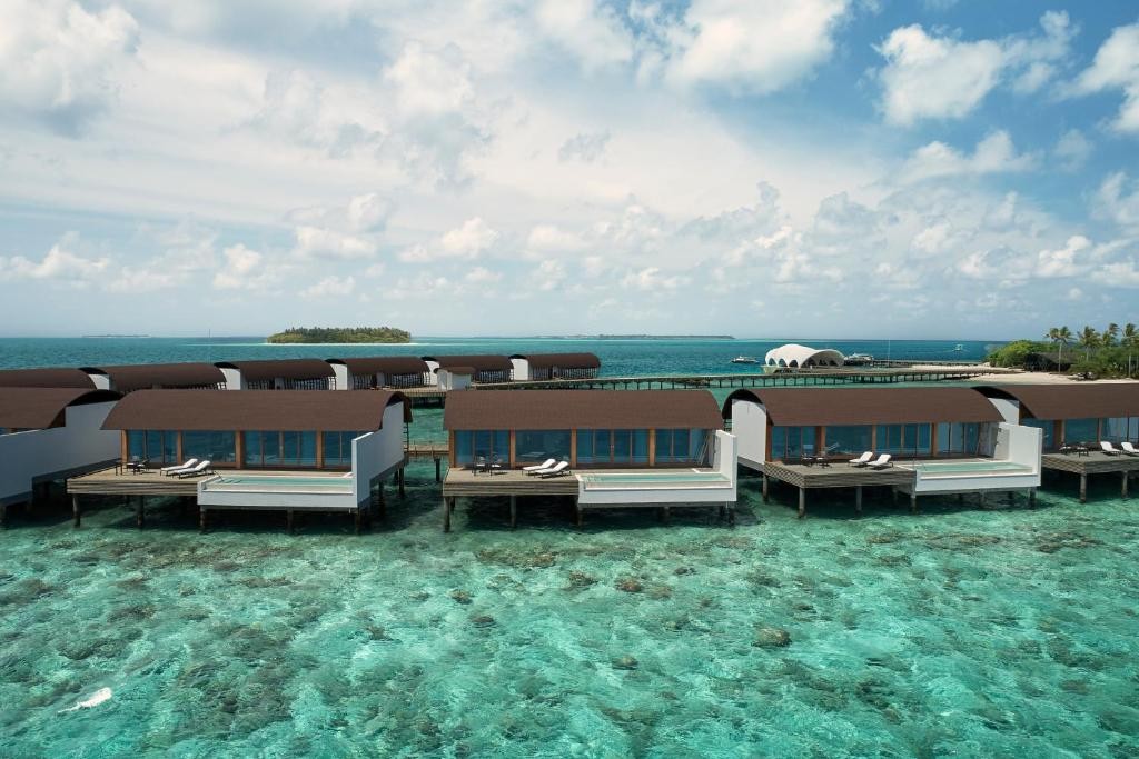 THE WESTIN MALDIVES MIRIANDHOO RESORT